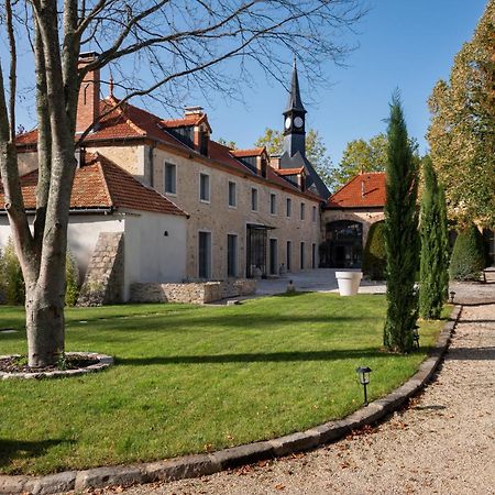 Loft Dans Le Clocher Face Au Chateau Bonnelles Exterior foto